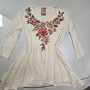 Johnny Was Cream Top with Pink and Red Floral Embroidery